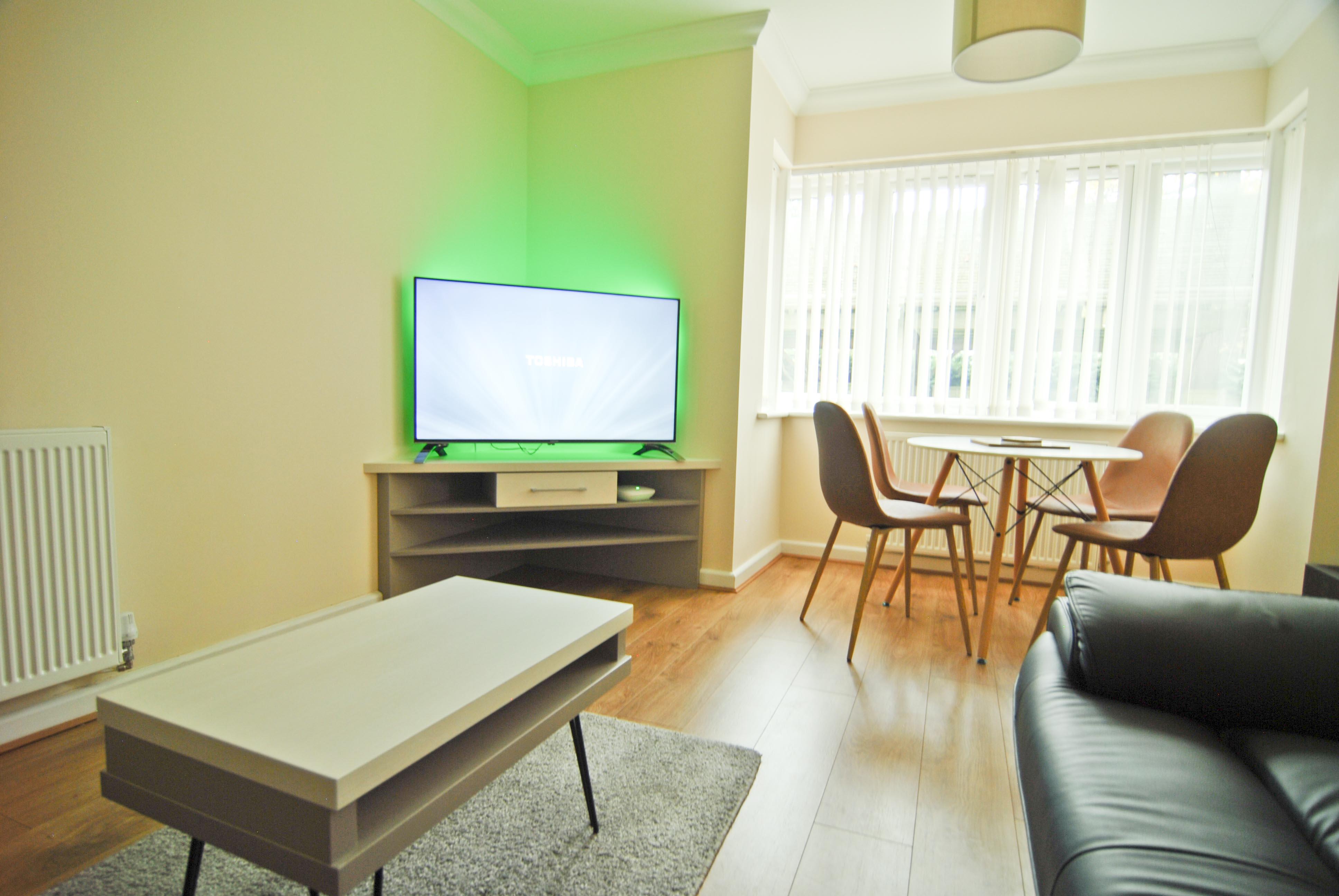 Room And Roof Southampton Serviced Apartments Exterior photo